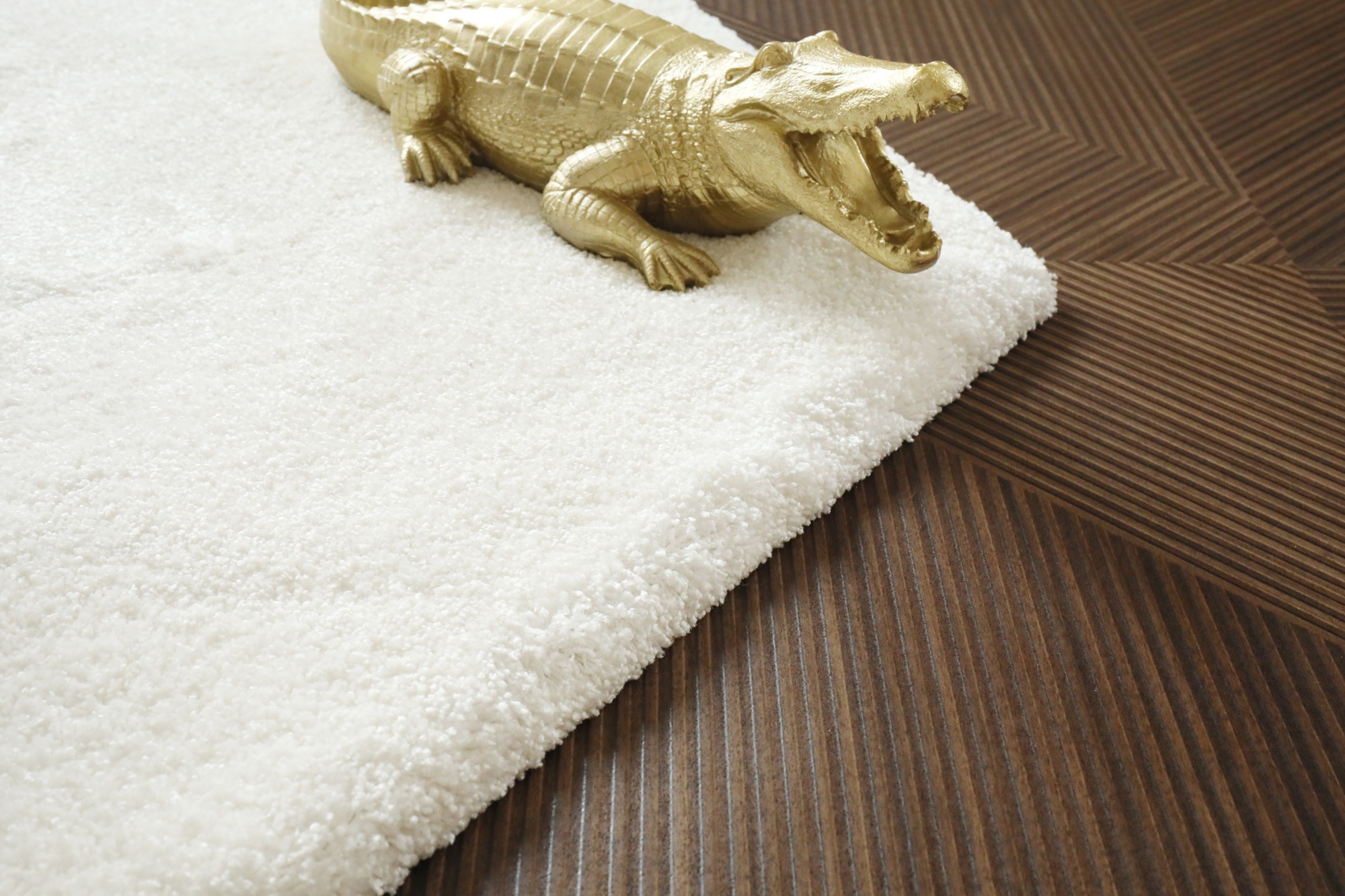 image d'un tapis sur mesure avec une finition rembordage