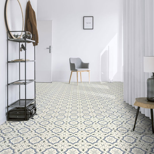 Sol Vinyle Textile Rénove - Effet carreaux de ciment arabesques bleu et gris - Couloir