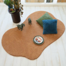 Visuel - Tapis en matire recycle de forme organique - Re-life - Rouille terracotta