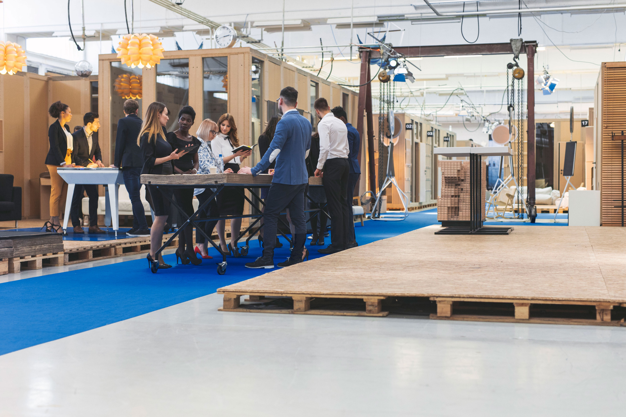 Allée en moquette Orotex Revexpo bleu clair pour salons et rencontres professionnels