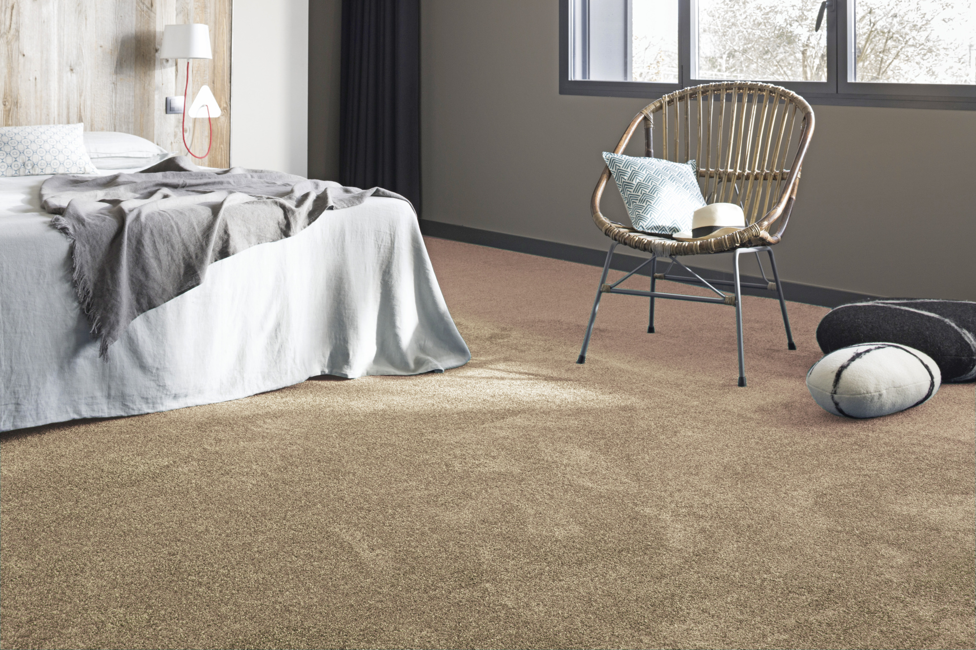 Tapis sur mesure Velours Feelings Balsan couleur beige patine - Chambre