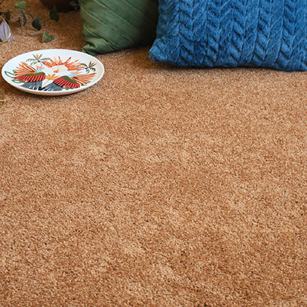 Moquette paisse en polyester recycl - Re-life -Rouille terracotta