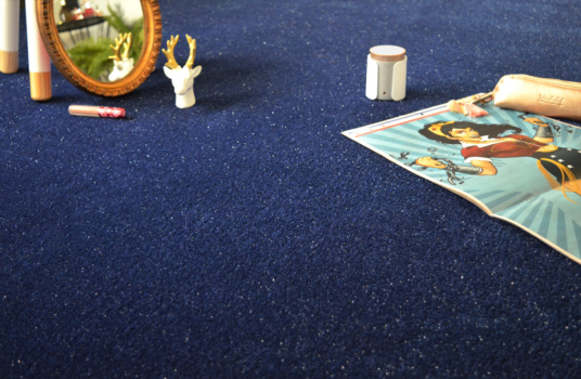 Tapis sur mesure Pailleté Flash bleu - chambre
