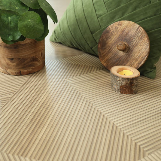 Tapis sur mesure Vinyle bois clair texturé aux lignes striées - chambre