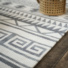 Tapis en coton blanc à franges - Aztèque - Motifs gris - Macro tranche