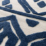 Tapis extrieur et intrieur motif ethnique Brasilia bleu fonc - gros plan