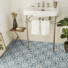Sol Vinyle Interior - Effet carreaux de ciment arabesques - Bleu - salle de bain