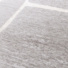 Tapis souple en tissu chenille recycl Cubisme crme et grge - gros plan