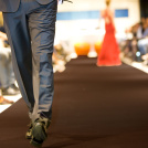 Moquette filmée Stand Event noisette, solution chic et pratique pour défilés et expositions