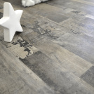 Lame sol vinyle rigide Performance - Clic 5G - Bois Vintage Naturel - vue de près