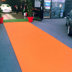 Moquette Stand Event - Orange citrouille pour accueil événement en concession