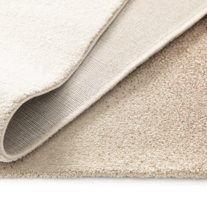 Finition précise tapis Élégie motif aquarelle tons naturels