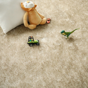 Moquette épaisse Éclat shaggy beige - chambre enfant
