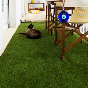 Ambiance cocooning sur balcon avec herbe artificielle douce Jeu d’extérieur - 35mm