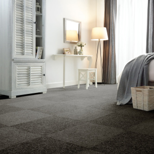 Dalle moquette velours - Gris foncé - Chambre dalles inversées