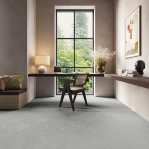 Tapis sur mesure Chromaluxe gris, parfait pour un usage quotidien avec un entretien facile
