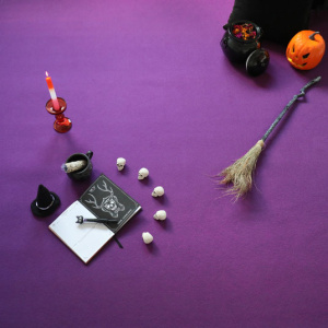 Moquette stand event - Aubergine - décoration halloween