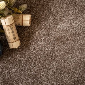 Tapis sur mesure Select Chocolat – Velours dense et doux au coloris brun naturel