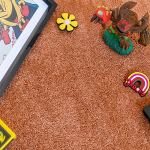 Tapis sur mesure ultra doux Kawaii - Corail mettant en valeur la finesse de ses fibres et son coloris lumineux