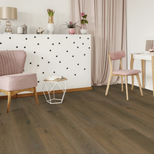 Lame PVC clipsable rigide Essentielle - Chêne brun - Finition mate dans une chambre enfant