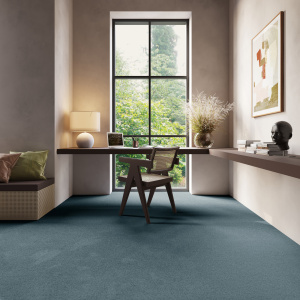 Tapis sur mesure Chromaluxe bleu gris, moelleux et résistant, idéal pour home office