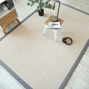 Tapis naturel en pure laine Latoon grège ganse grise
