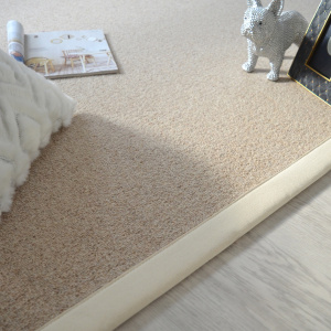 Tapis pure laine Killoo grège ganse coton écru - Tranche