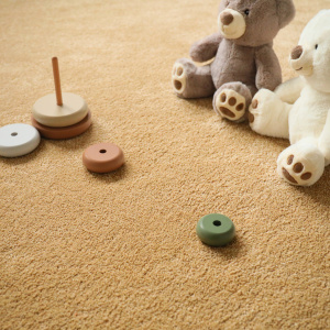 Moquette chambre ou salon Select Camel avec espace enfant et surface confortable