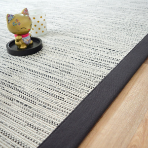 Tapis tissé plat Bornéo blanc ganse coton anthracite - Tranche