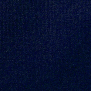 Moquette velours Loft Résist bleu marine, texture rasée et dense aux nuances profondes pour un sol élégant et résistant