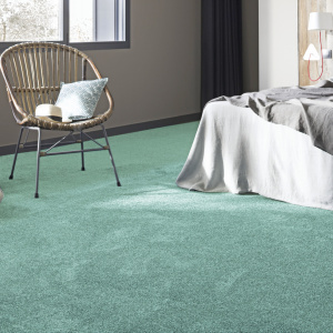 Tapis sur mesure Velours Feelings Balsan couleur vert jade - Chambre