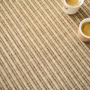 Tapis tissé plat Bali naturel - surjet café au lait - gros plan