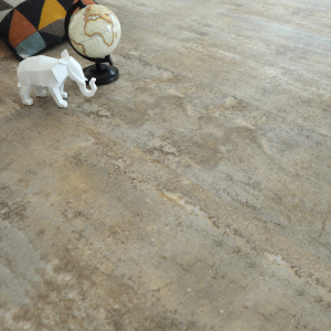 Revêtement de sol rigide Performance - Béton beige - Compatible pièce humide avec clic 5G