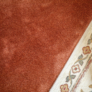 Tapis Pulse cuivre brûlé, texture élégante pour salon ou chambre contemporaine