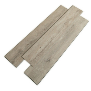 Lame vinyle - Gerflor Senso Clic 3 - Pecan nature présentée en plusieurs lames clipsables effet parquet