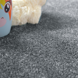 Moquette chambre ou salon Select Gris ardoise avec texture velours dense et aspect homogène