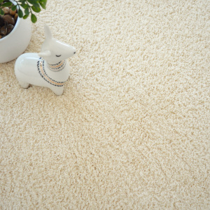 Revêtement Cocoon Beige avec texture moelleuse dans une ambiance chaleureuse et conviviale