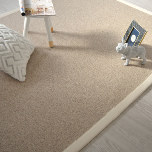 Tapis pure laine Killoo grège ganse coton écru