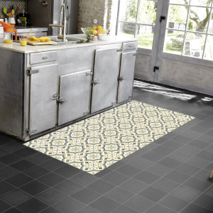 Tapis sur mesure Vinyle Effet carreaux de ciment - Arabesques vert et bleu - Cuisine