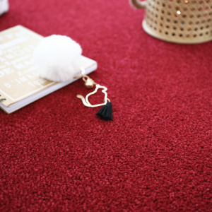 Moquette Manège - Rouge - vue de près