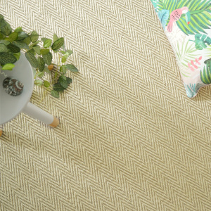 Moquette sisal Maya Chevron Blanchi tissage chevron dans un espace déco doux