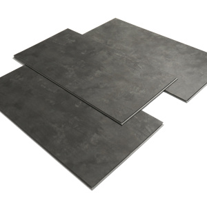 Packshot produit : dalles clipsables effet béton foncé Mix and Match 61 x 30,5 cm