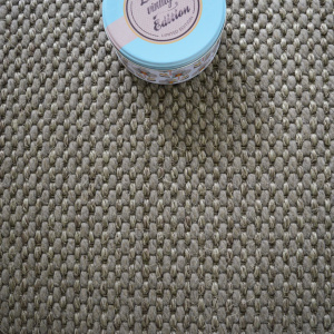 Tapis sur mesure Laine et Sisal Albury grosses boucles taupe - Vue de haut