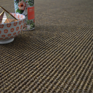 Tapis sur mesure Sisal Yucatan couleur cacao - Vue de près