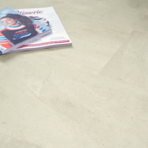 Sol en dalle PVC clipsable Mix and Match - Click 5G - Pierre naturelle et décor magazine