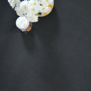 Tapis sur mesure Velours Loft - Noir - Vue de haut