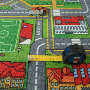 Moquette de jeu enfant circuit de voiture ville avec carrefour et véhicule miniature