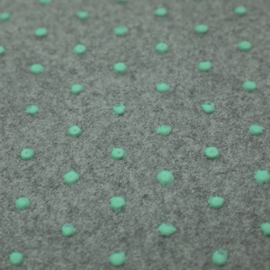 Détail des picots drainants de la Moquette d'extérieur sur plots - Terrasse et Balcon - Gris anthracite