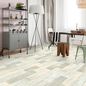 Sol vinyle First imitation parquet vintage blanchi dans salon contemporain