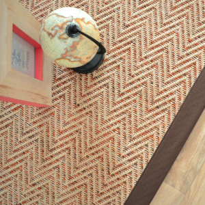 Tapis tissé plat Java Chevron nature ganse coton marron - Tranche vue de haut